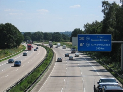 Wirtschaft Titelbild Zahlen_Fakten BAB.jpg&nbsp;&copy;&nbsp;Gemeinde Isernhagen